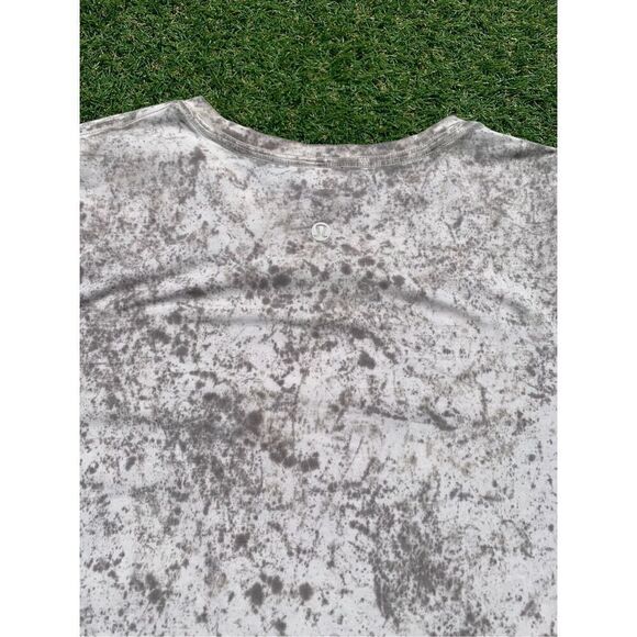 74- Lululemon Love Crew Cirrus Wash White Opal Raw tie dye Rover T-Shirt Top M - Picture 7 of 7